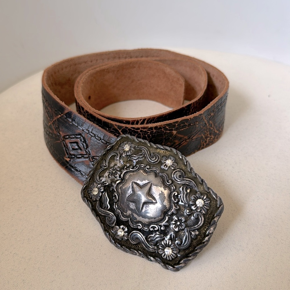 Brave Beltworks Wester Leather Belt w/ Star Buckle
- 30